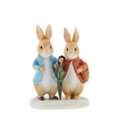 Peter Rabbit - Peter Rabbit and Flopsy in Winter Figurine
