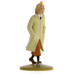 Tintin - Tintin wearing a trench coat