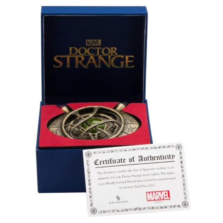 Marvel Doctor Strange Eye of Agamotto 1:1 Scale Licensed Prop Replica Necklace