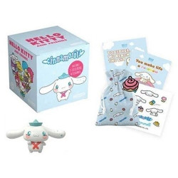 Cinnamoroll Figure - Hello Kitty & Friends