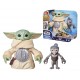 Star Wars: The Mandalorian & Grogu Electronic Action Figure Huggin' Grogu & Anzellan 17 cm